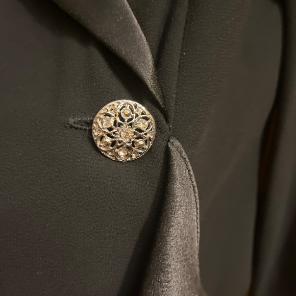 Black Crepe J.R. Nites Evening Jacket with Satin collar.  Sz.14. - Picture 4 of 10